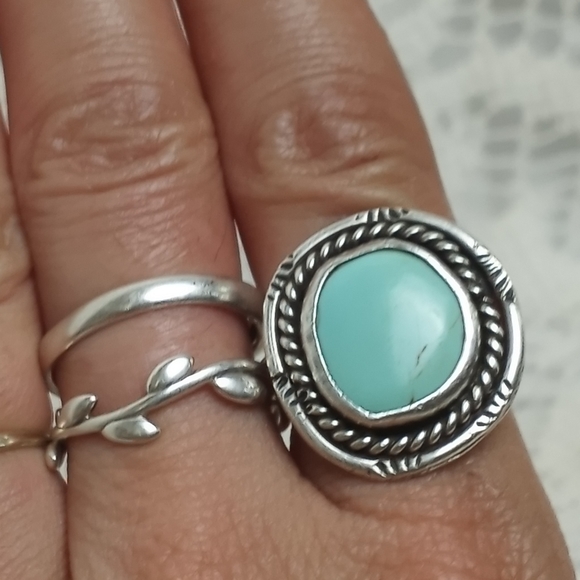 Vintage 1970s Natural Turquoise Ring Sterling Silver 925 Bezel Set Handmade - Picture 5 of 6